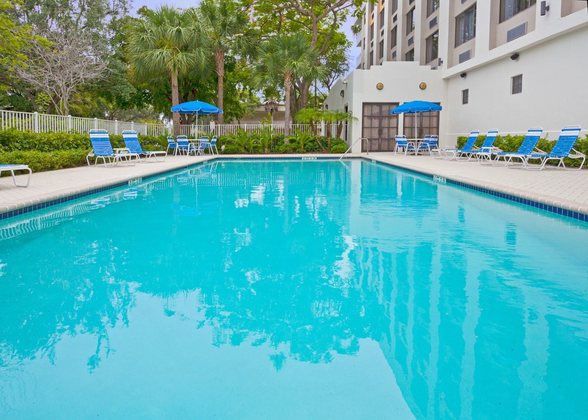 Holiday Inn Express Hotel & Suites Ft. Lauderdale-Plantation By Ihg Tiện nghi bức ảnh