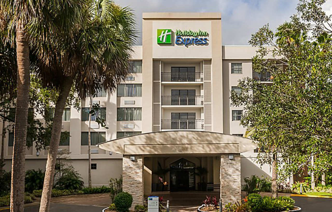 Holiday Inn Express Hotel & Suites Ft. Lauderdale-Plantation By Ihg Ngoại thất bức ảnh